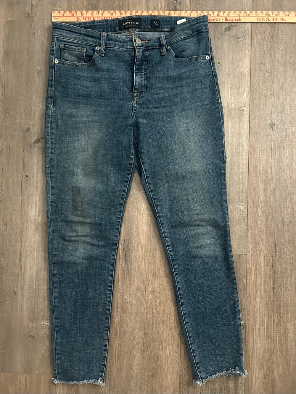 Lucky Brand Women's Skinny Jeans in Faded Blue Wash